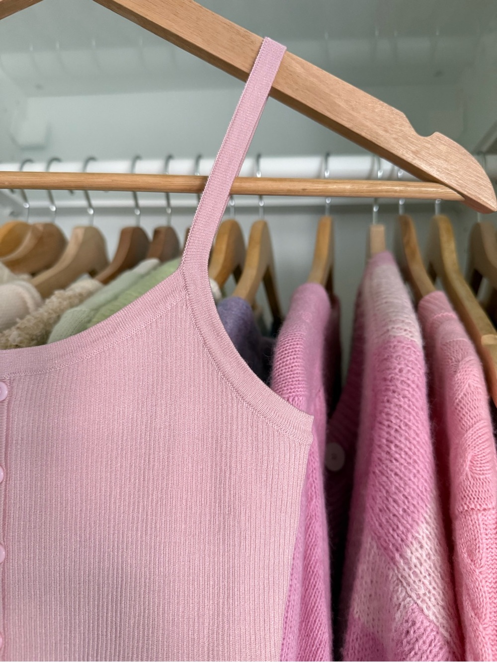 Light Pink Ribbed Button-Front Tank Top - Picture 2 of 11